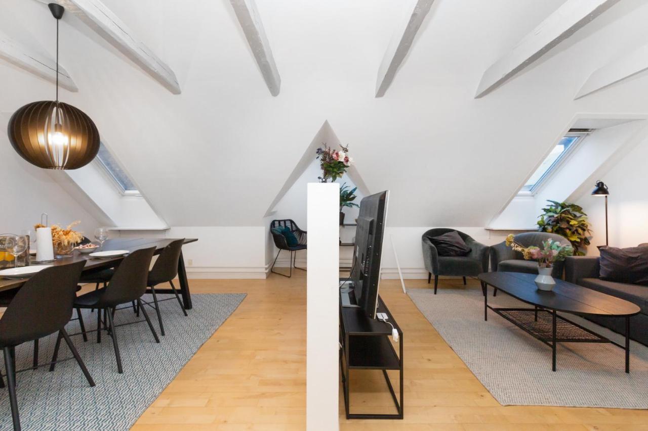 Byliv - 2 Sovevaerelser Med Plads Til 6 *